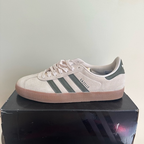 adidas Other - Adidas Gazelle ADV in Natural and Brown